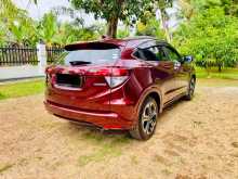 https://riyasewana.com/uploads/honda-vezel-z-2117283742.jpg