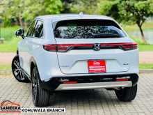 https://riyasewana.com/uploads/honda-vezel-z-21173634143.jpg