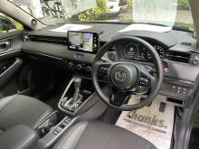 https://riyasewana.com/uploads/honda-vezel-z-2118212217275.jpg