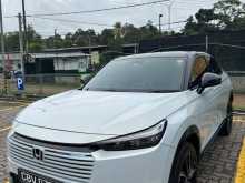 Honda Vezel Z Play Moonroof 2025 SUV