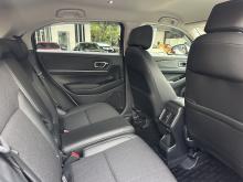https://riyasewana.com/uploads/honda-vezel-z-2119451817206.jpg