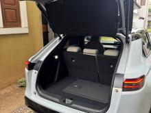 https://riyasewana.com/uploads/honda-vezel-z-2123450617115.jpg