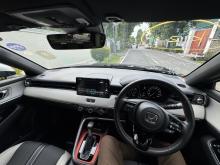https://riyasewana.com/uploads/honda-vezel-z-2123563617896.jpg