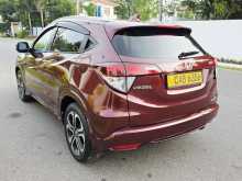 https://riyasewana.com/uploads/honda-vezel-z-21513564802.jpg