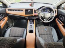 https://riyasewana.com/uploads/honda-vezel-z-21514356314.jpg