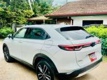 https://riyasewana.com/uploads/honda-vezel-z-21530324773.jpg