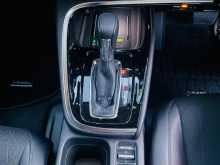 https://riyasewana.com/uploads/honda-vezel-z-2181815376.jpg