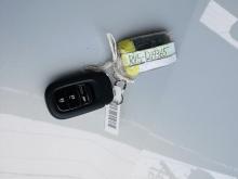 https://riyasewana.com/uploads/honda-vezel-z-218584717326.jpg