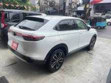 https://riyasewana.com/uploads/honda-vezel-z-219282422293.jpg