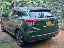https://riyasewana.com/uploads/honda-vezel-z-221000296224.jpg