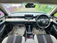 https://riyasewana.com/uploads/honda-vezel-z-221051016844.jpg
