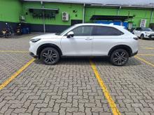 https://riyasewana.com/uploads/honda-vezel-z-221203316885.jpg