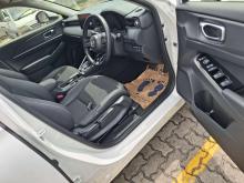https://riyasewana.com/uploads/honda-vezel-z-221203316994.jpg