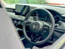 https://riyasewana.com/uploads/honda-vezel-z-22125511464.jpg