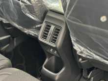 https://riyasewana.com/uploads/honda-vezel-z-22125511836.jpg