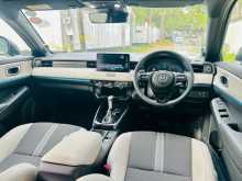 https://riyasewana.com/uploads/honda-vezel-z-22171508874.jpg