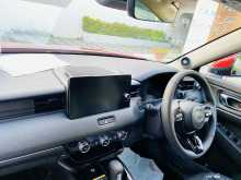 https://riyasewana.com/uploads/honda-vezel-z-2219385222363.jpg