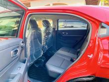 https://riyasewana.com/uploads/honda-vezel-z-2219391924672.jpg