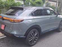 https://riyasewana.com/uploads/honda-vezel-z-2282740812.jpg