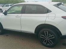 https://riyasewana.com/uploads/honda-vezel-z-229082424443.jpg