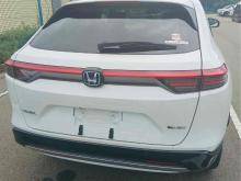 https://riyasewana.com/uploads/honda-vezel-z-229082424612.jpg