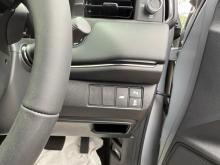 https://riyasewana.com/uploads/honda-vezel-z-229255617525.jpg