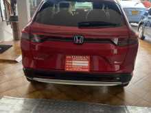 https://riyasewana.com/uploads/honda-vezel-z-229374422952.jpg