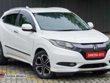 https://riyasewana.com/uploads/honda-vezel-z-23102916262.jpg