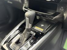https://riyasewana.com/uploads/honda-vezel-z-2311035417185.jpg