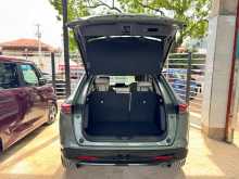 https://riyasewana.com/uploads/honda-vezel-z-23114237675.jpg