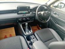 https://riyasewana.com/uploads/honda-vezel-z-2314193124113.jpg