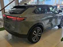 https://riyasewana.com/uploads/honda-vezel-z-23144421163.jpg