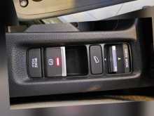 https://riyasewana.com/uploads/honda-vezel-z-23144421715.jpg
