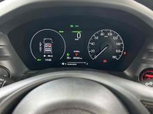 https://riyasewana.com/uploads/honda-vezel-z-2316534424222.jpg