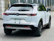 https://riyasewana.com/uploads/honda-vezel-z-23191231234.jpg