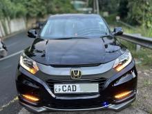 https://riyasewana.com/uploads/honda-vezel-z-2321103824601.jpg