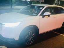 Honda Vezel Z Premium 2025 SUV