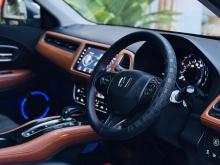 https://riyasewana.com/uploads/honda-vezel-z-2410420224312.jpg