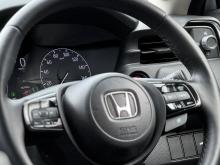 https://riyasewana.com/uploads/honda-vezel-z-2412460110454.jpg