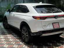 https://riyasewana.com/uploads/honda-vezel-z-2413153522203.jpg