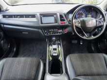 https://riyasewana.com/uploads/honda-vezel-z-24162326665.jpg