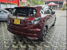 https://riyasewana.com/uploads/honda-vezel-z-2417510317156.jpg