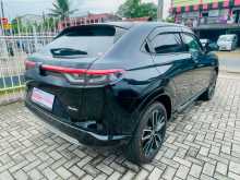 https://riyasewana.com/uploads/honda-vezel-z-25124534143.jpg