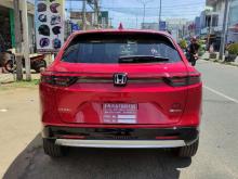 https://riyasewana.com/uploads/honda-vezel-z-251857276346.jpg