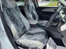 https://riyasewana.com/uploads/honda-vezel-z-2519253917944.jpg