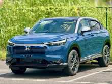 Honda VEZEL Z PLAY MOON ROOF 2024 SUV