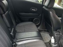 https://riyasewana.com/uploads/honda-vezel-z-2520174524034.jpg