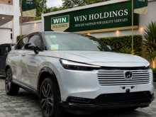Honda VEZEL Z PLAY PANAROMIC VEIW 2025 SUV