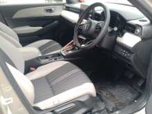 https://riyasewana.com/uploads/honda-vezel-z-2590742815.jpg