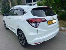https://riyasewana.com/uploads/honda-vezel-z-259465622492.jpg